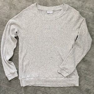 Aritzia TNA thermal size small